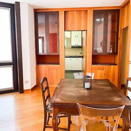 Laila House-sondrio Sondrio